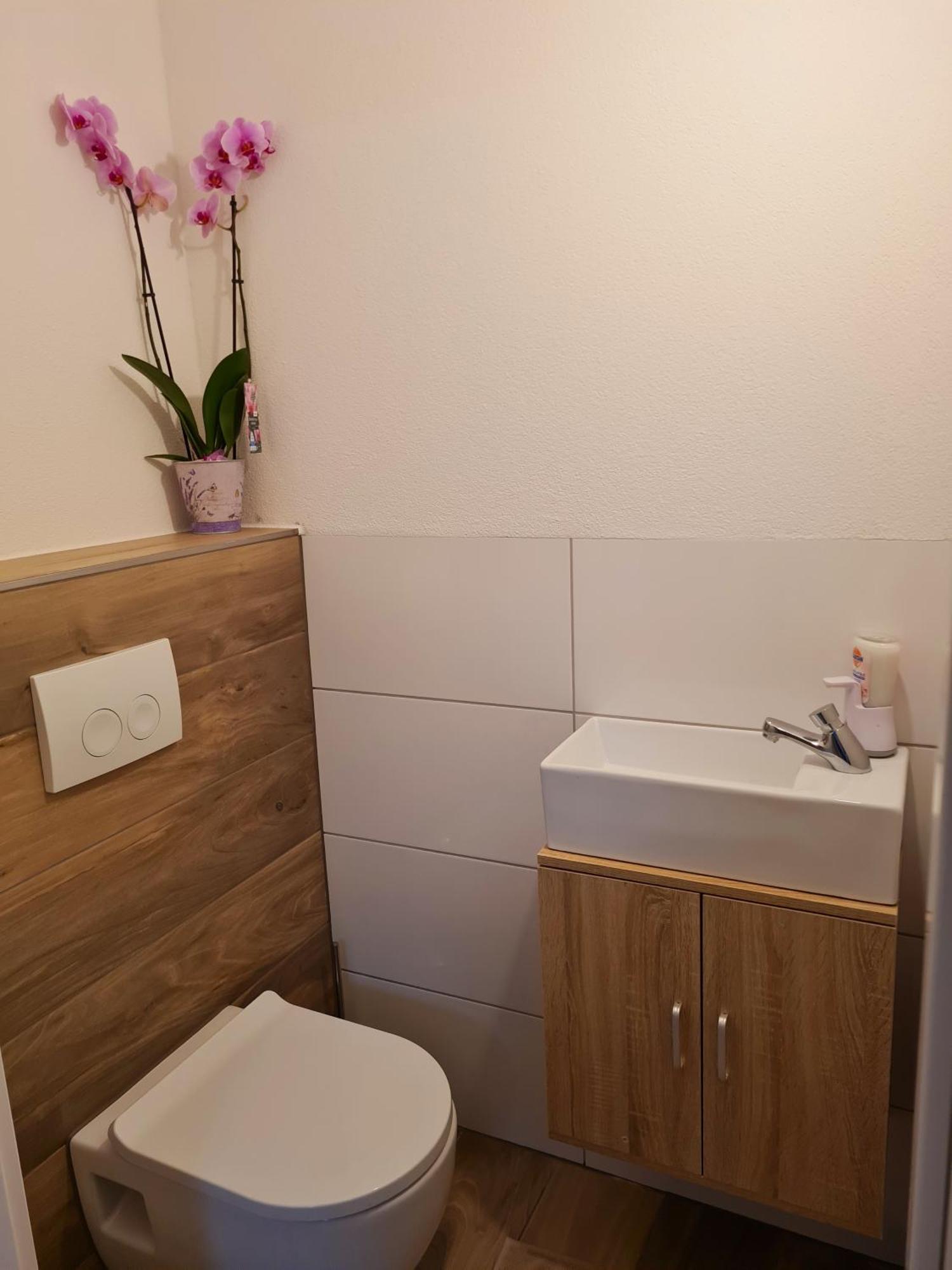 Adria Home Veringenstadt Esterno foto